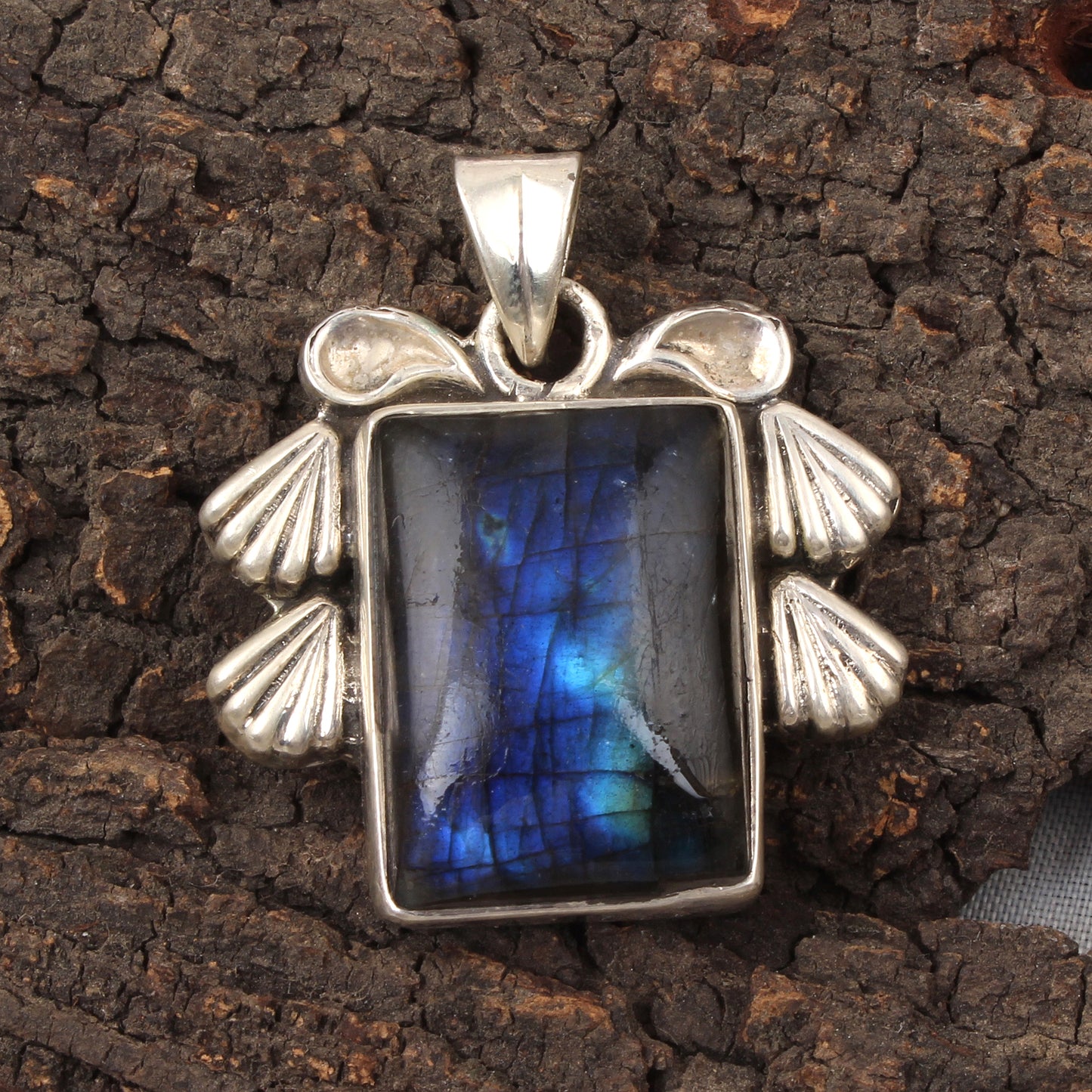 Bohemian Labradorite Pendant Handmade 925 Sterling Silver Natural Gemstone Pendant Artisan Jewelry