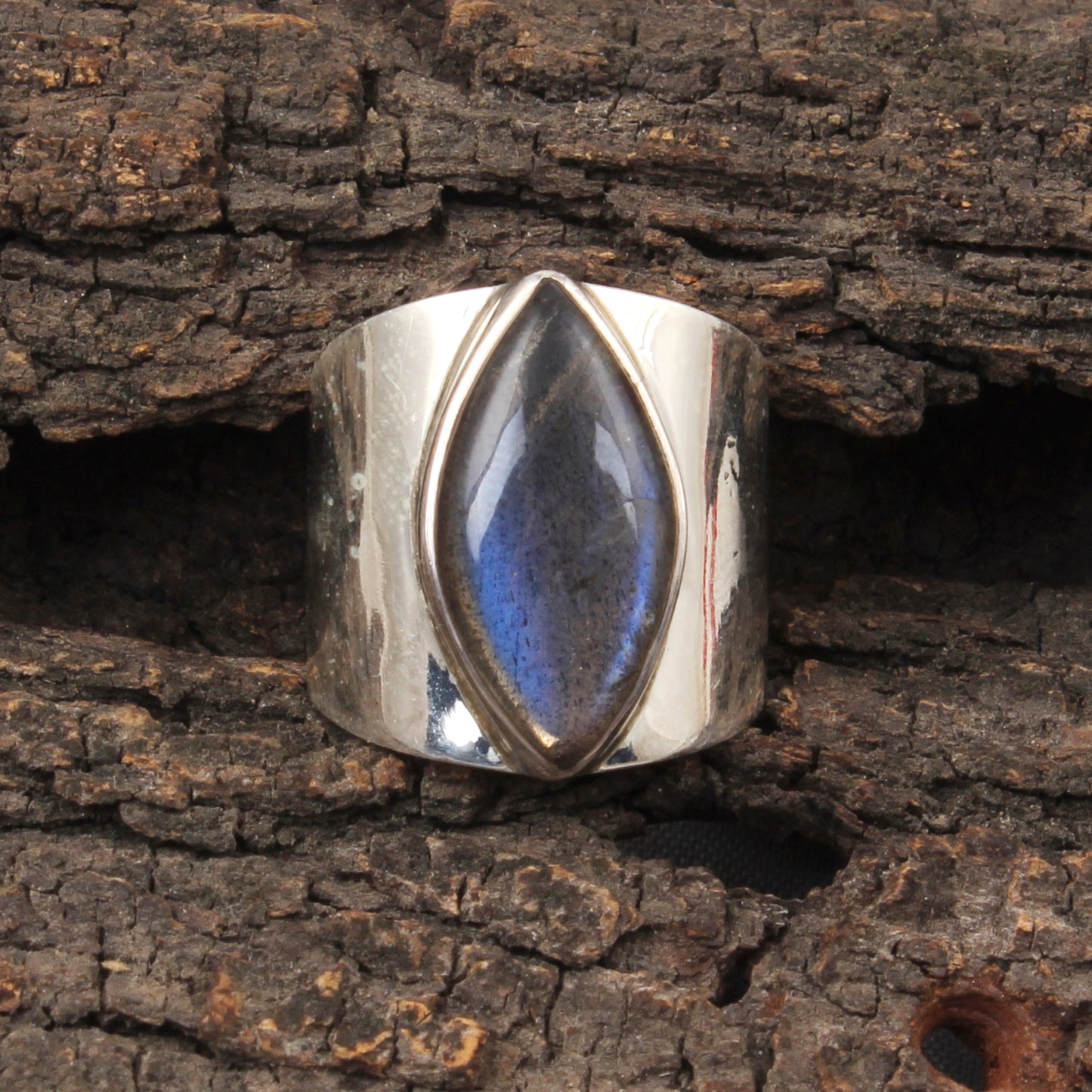Bold Marquise Labradorite Statement Ring Wide 925 Sterling Silver Band with Iridescent Blue Gemstone Boho Chic Ring