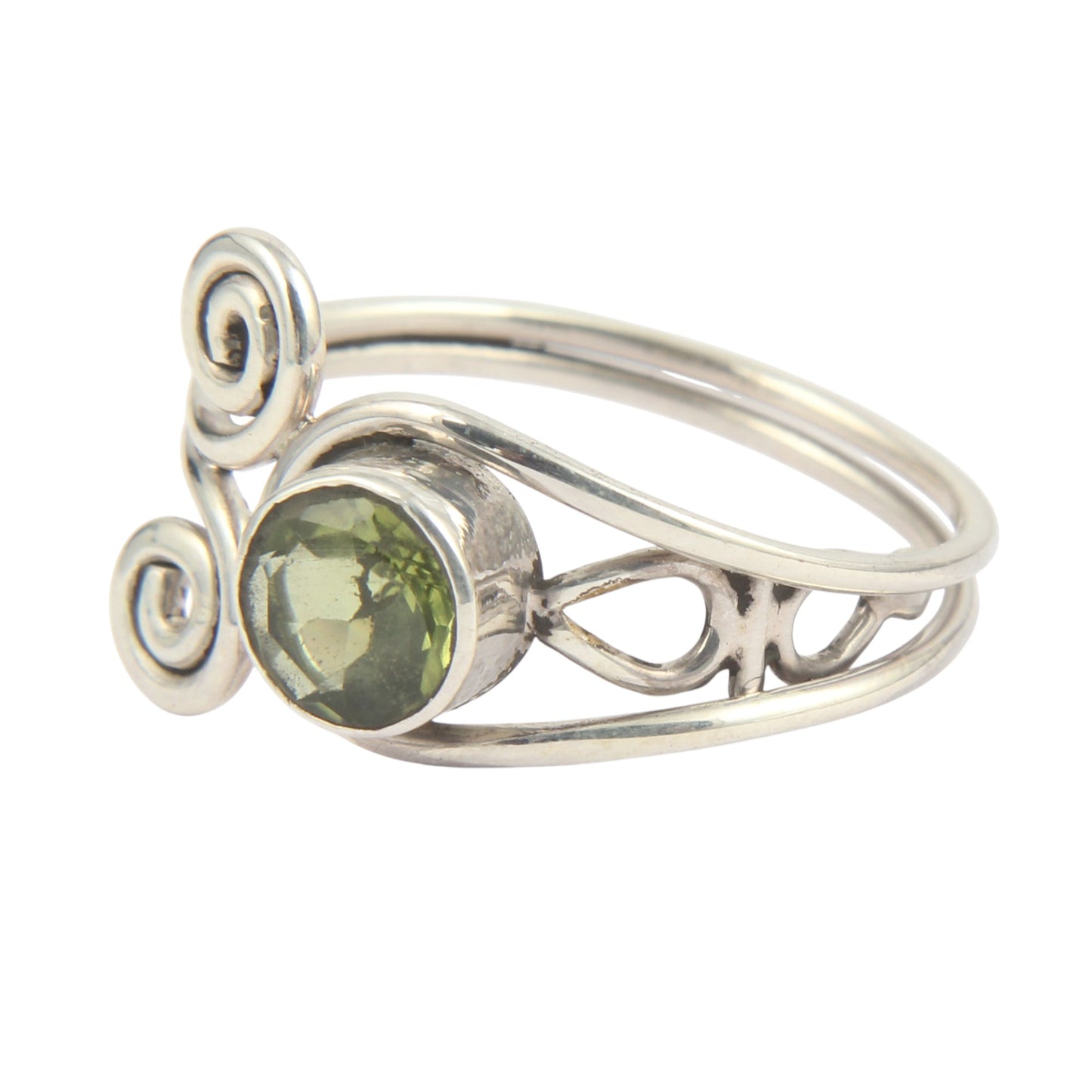 Boho Peridot Ring 925 Sterling Silver Handmade Faceted Gemstone Ring
