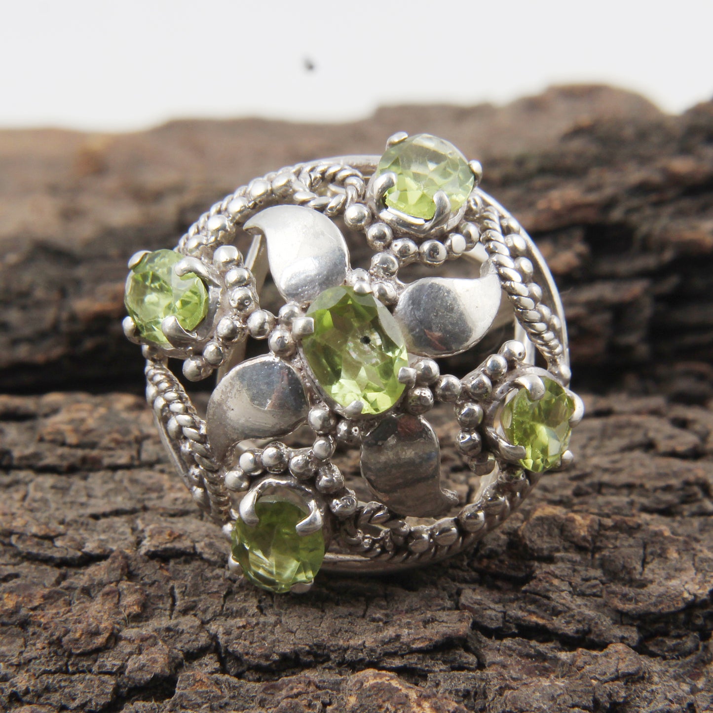 Boho Designer Peridot Ring Handmade 925 Sterling Silver Twisted Wire Faceted Gemstone Floral Ring