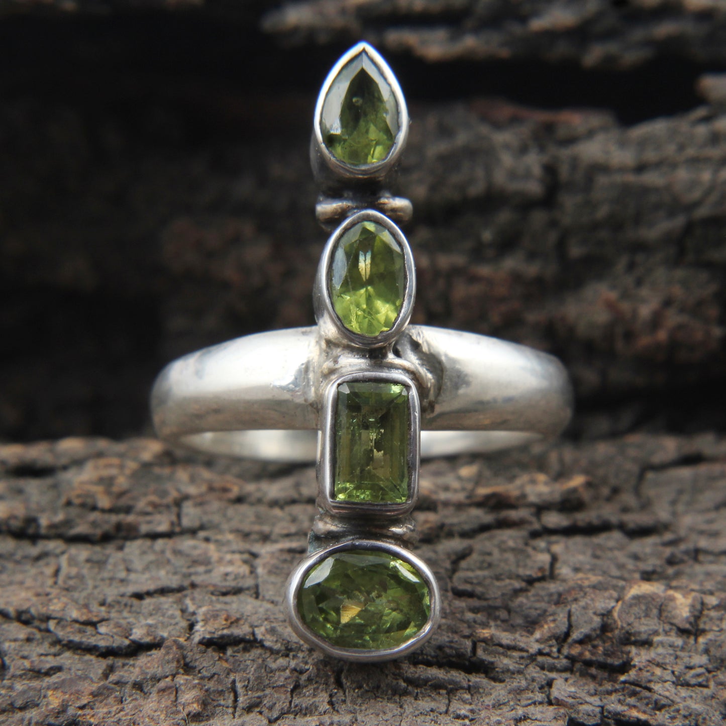 Vertical Stacking Designer Peridot Ring Handmade 925 Sterling Silver Faceted Natural Peridot Ring