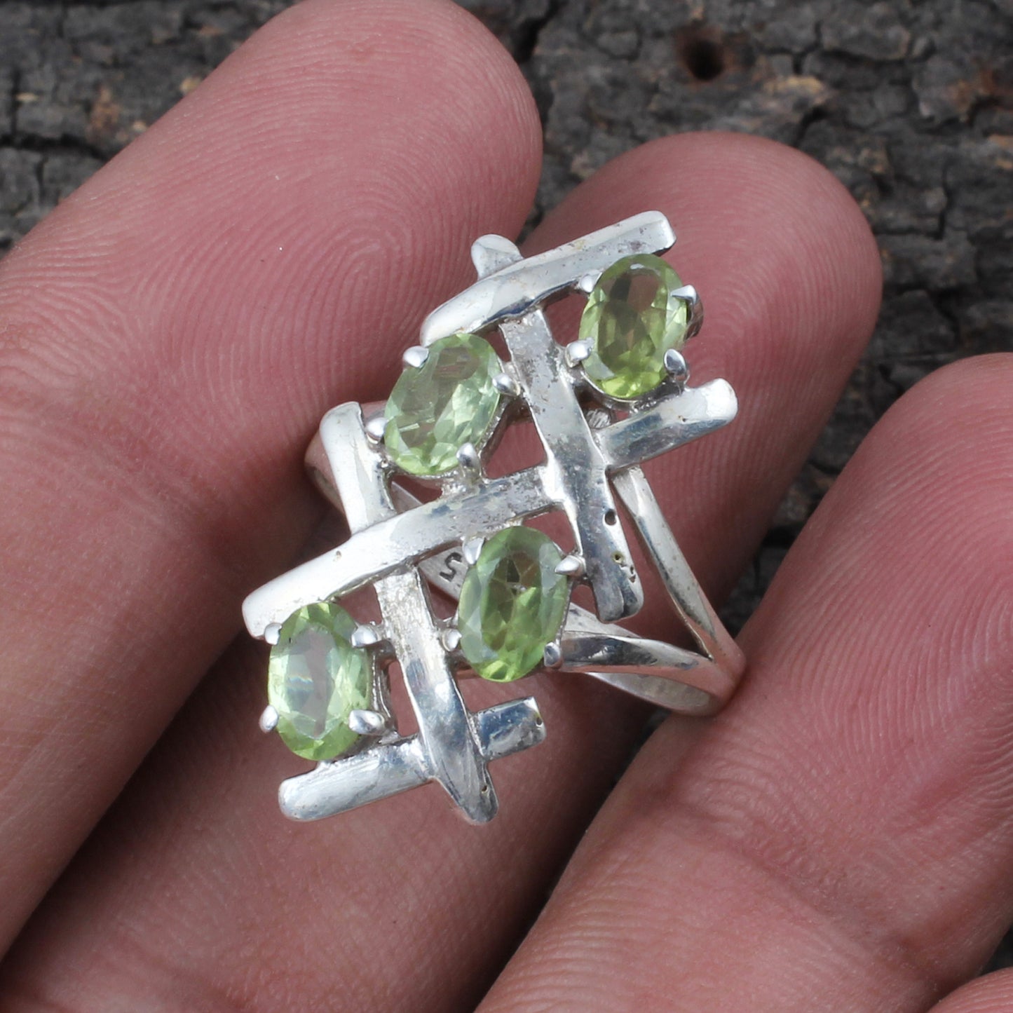 Criss-Cross Peridot Ring Handmade 925 Sterling Silver Prong Setting Natural Gemstone Rings For Women Girls