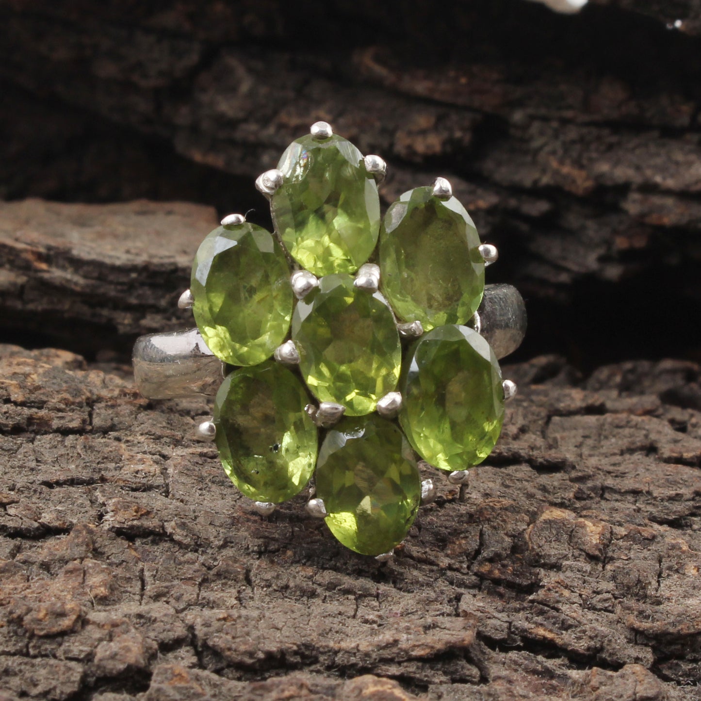 Cluster Oval Peridot Ring Handmade 925 Sterling Silver Prong Setting Natural Gemstone Rings For Women Girls