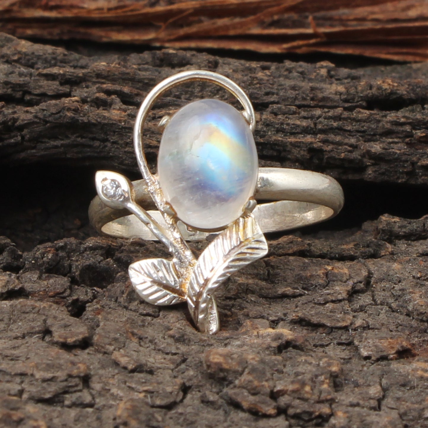 Leaf Designer Rainbow Moonstone Ring 925 Sterling Silver Natural Oval Gemstone Prong Setting Ring