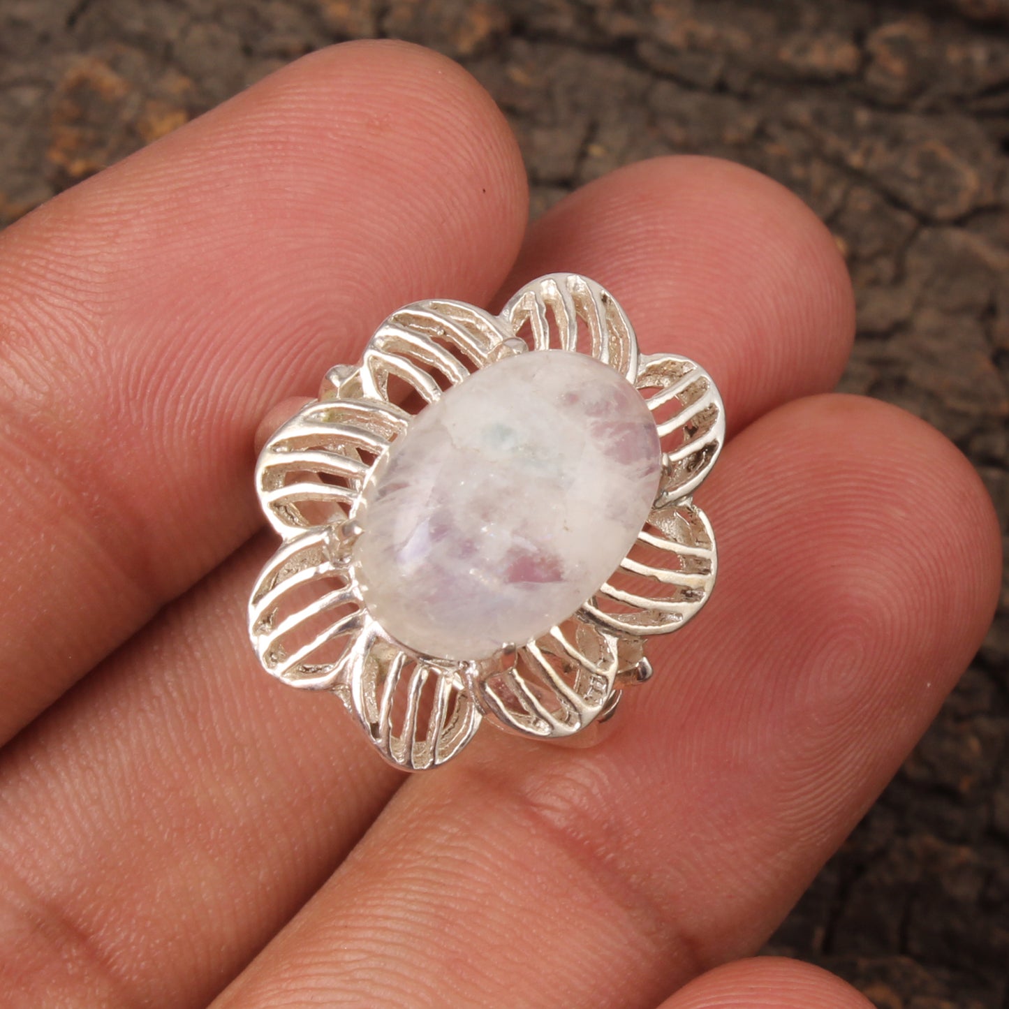 Rainbow Moonstone Openwork Ring Designer 925 Sterling Silver Natural Oval Shape Gemstone Prong Setting Ring Jewelry