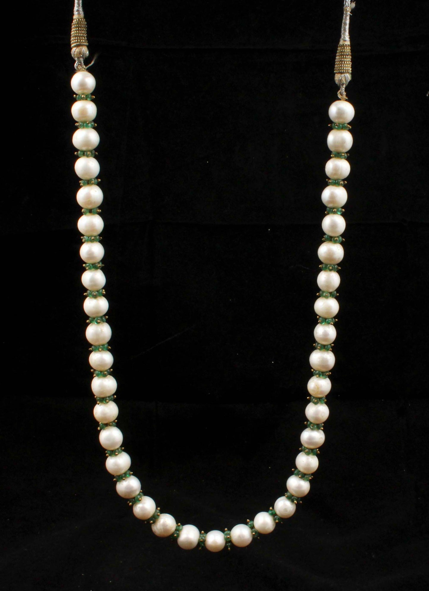 Pearl Emerald Round Beads